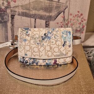 Calvin Klein - Belt Bag - White Floral - Size XL NWT